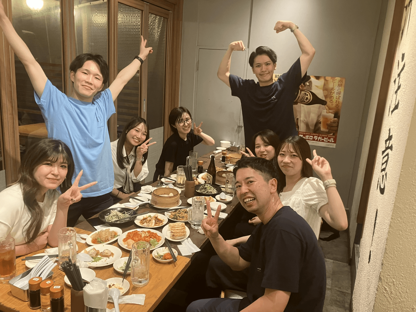 食事会の様子